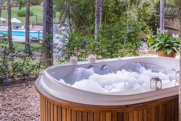 Private spa tub