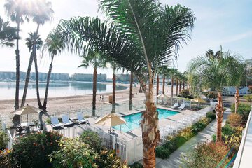 Jamaica Bay Inn Marina Del ReyTapestry Collection by Hilton