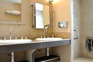 Bathroom sink