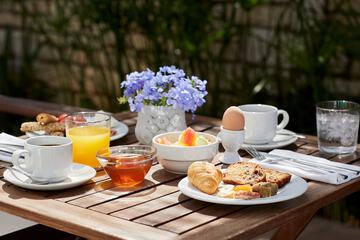 Breakfast area