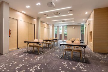 Meeting facility