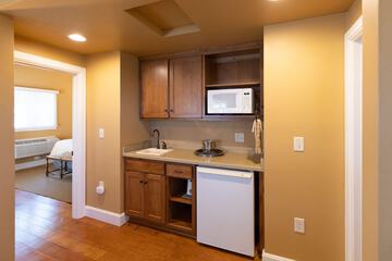 Private kitchenette
