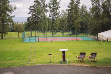 Tennis court