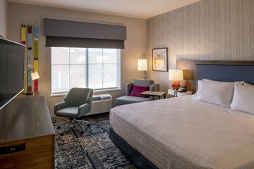 Room 20 of 33