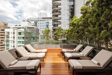 Rooftop pool