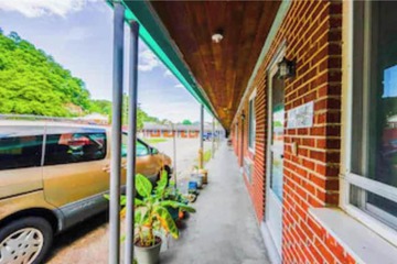 Travelers Inn by OYO Beaver Hwy 19