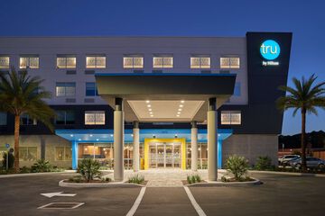 Tru by Hilton Jacksonville South Mandarin