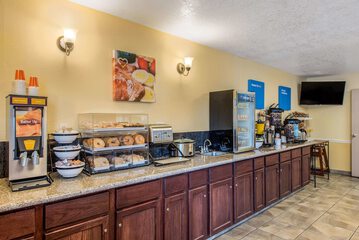 Breakfast/Coffee Service 79 of 85