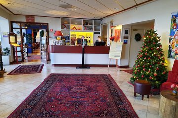 Reception hall