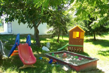 Childrens Play Area - Outdoor