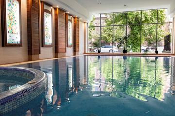 Infinity pool
