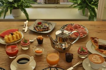 Breakfast meal