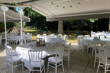 Indoor wedding