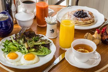 Breakfast meal