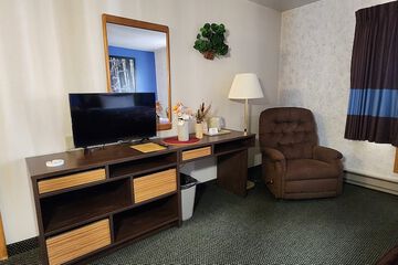 Room 15 of 25