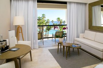 Beach/ocean view