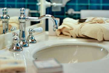 Bathroom sink