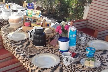 Breakfast meal