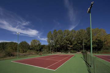 Tennis court
