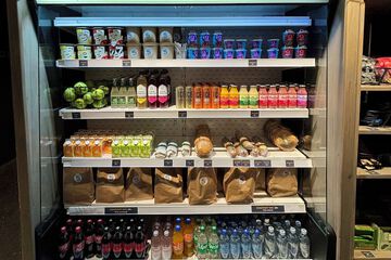Snack bar