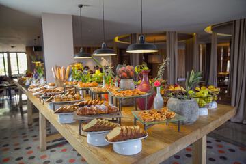 Breakfast buffet