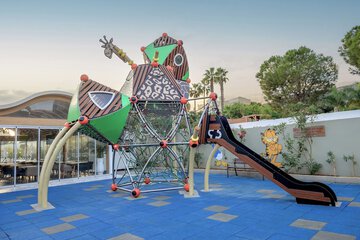 Children's play area - outdoor