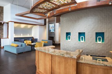 Check-in/check-out kiosk