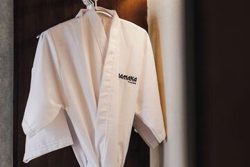 Bathroom amenities
