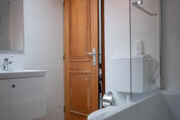 Photo 40