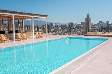 Rooftop pool