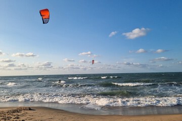Surfing/boogie boarding