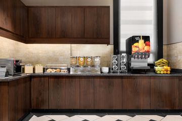 Breakfast/Coffee Service 46 of 53