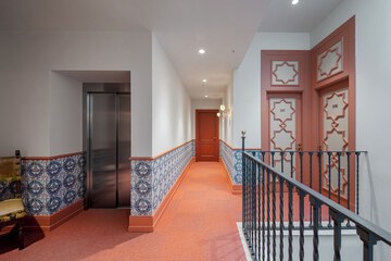 Elevator