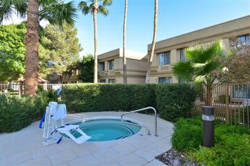 Outdoor Hot Tub