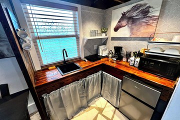 Private kitchenette