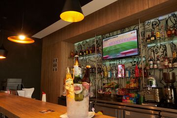 Snack bar