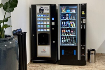 Snack bar