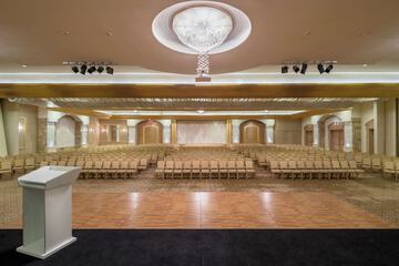 Banquet hall