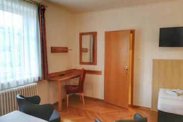 Photo 52