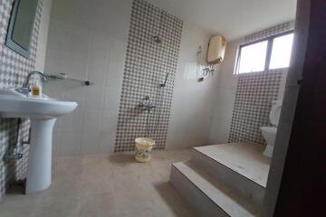 Photo 37