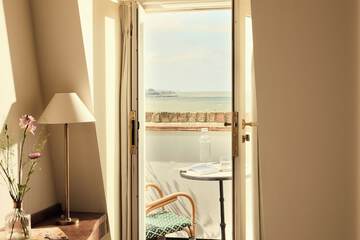 Beach/ocean view
