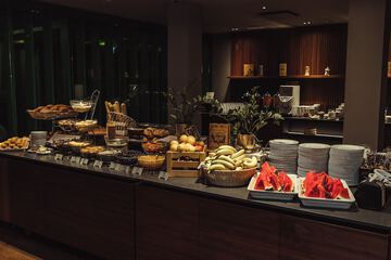 Breakfast buffet