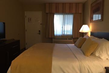 Room 18 of 66