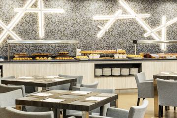 Food court