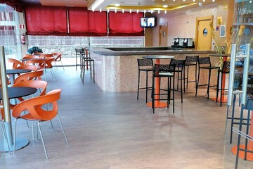 Snack bar