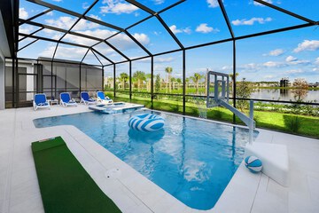 Private pool