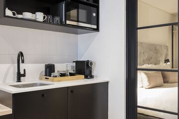 Private kitchenette