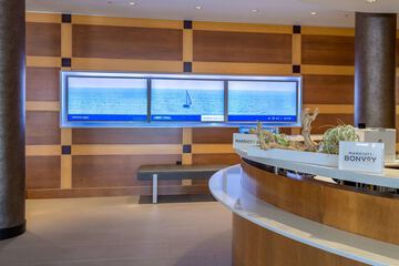 Hotel Interior 11 of 33