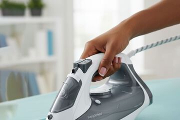 Iron/ironing board