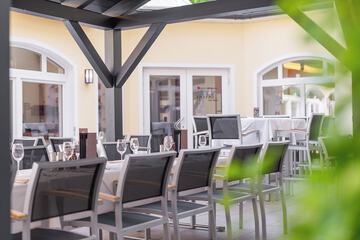 Sundeck